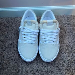 Sail Vans with cushions soles